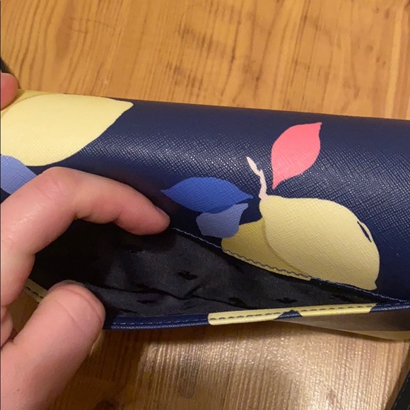 Kate Spade CrossBody - Picture 4 of 6